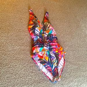 Ralph Lauren 1-pc Multi color Bathing Suit. Size US-10, EU-42. Fits size 8.